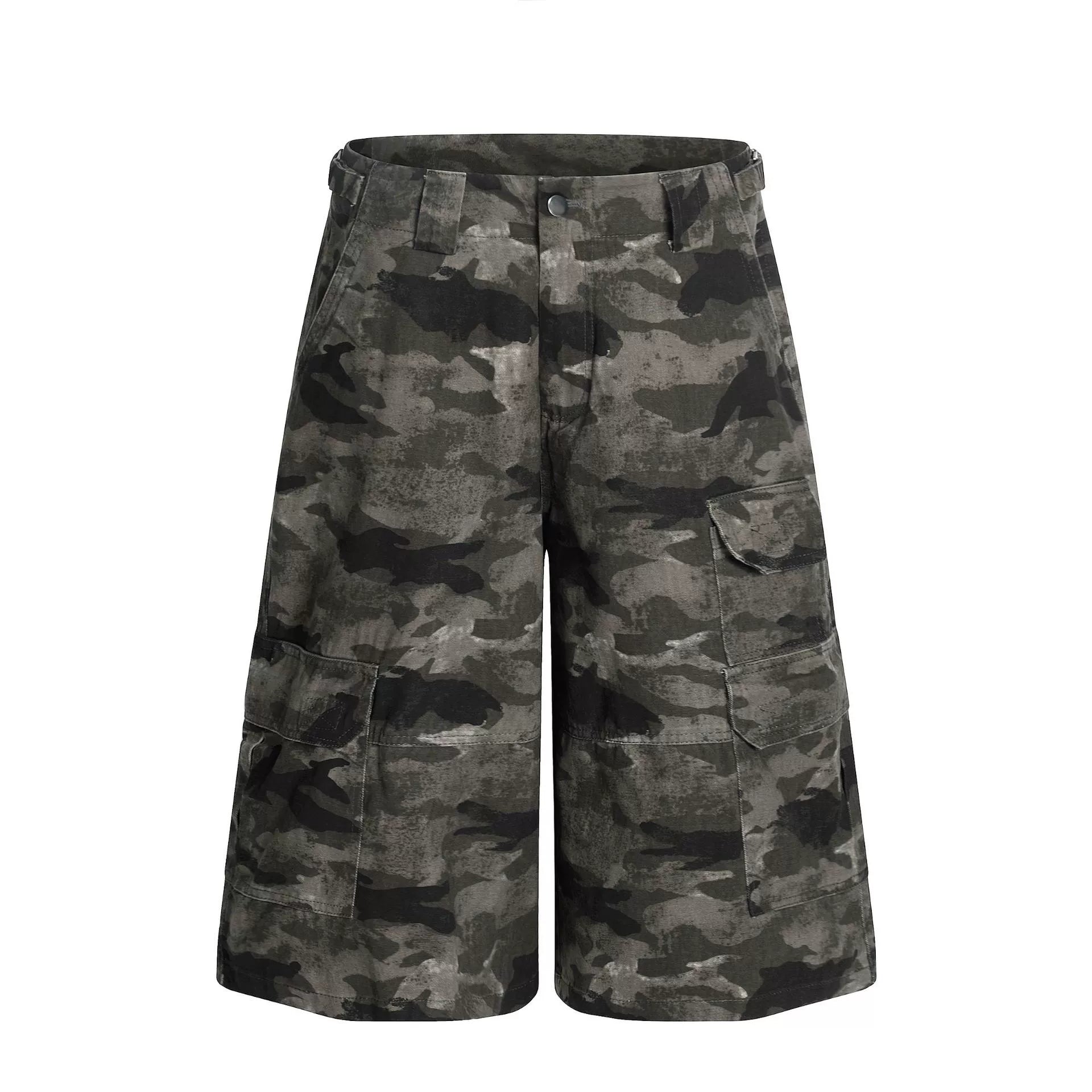 Fashion sports loose camouflage shorts